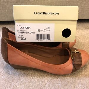 Lucky Brand Fiona Wedge Flat, tangerine/camel, 10